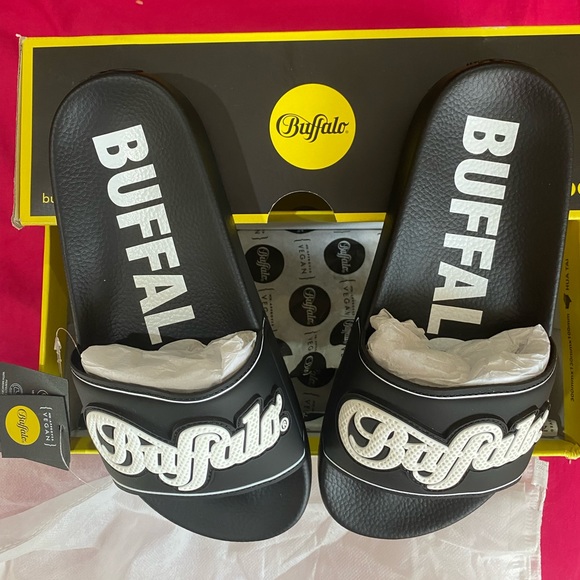 Buffalo Slide Slipper - Picture 1 of 5